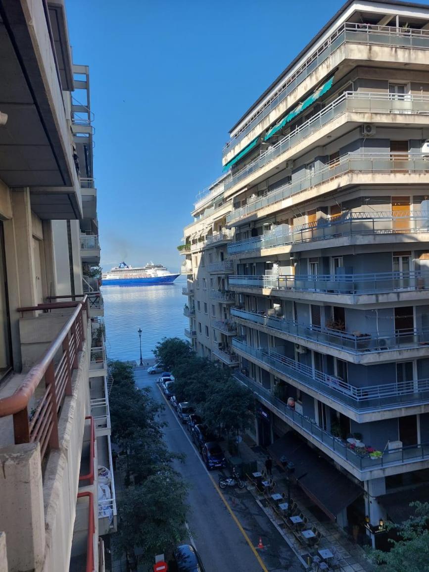 סלוניקי Fabulous Sea View Apartment מראה חיצוני תמונה
